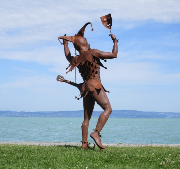 Joker sculpture life size rusty